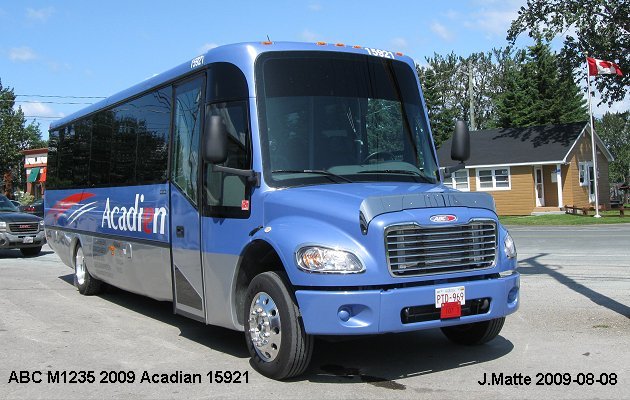 BUS/AUTOBUS: ABC M1235 2009 Acadian