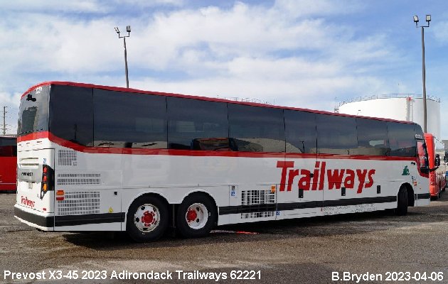 BUS/AUTOBUS: Prevost X3-45 2023 Adirondack