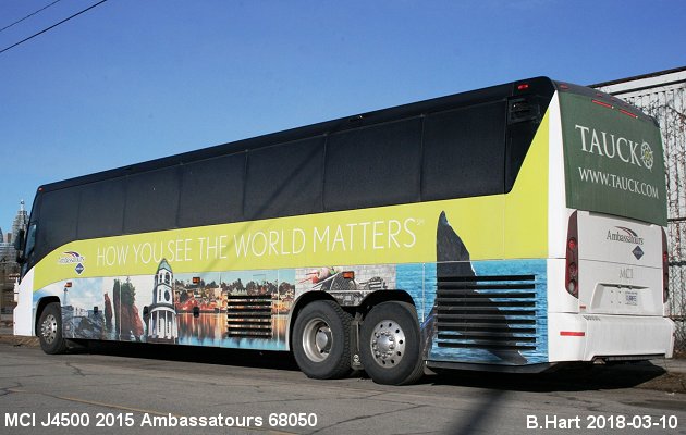 BUS/AUTOBUS: MCI J4500 2015 Ambassatours