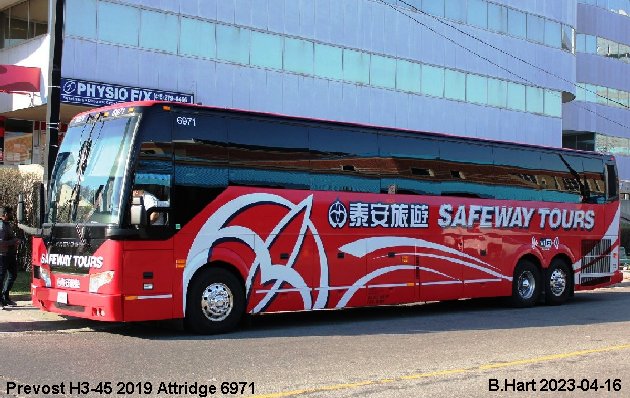 BUS/AUTOBUS: Prevost H3-45 2019 Attridge