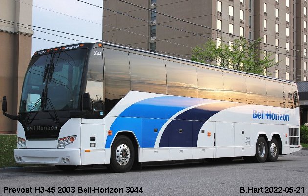 BUS/AUTOBUS: Prevost H3-45 2003 Bell-Horizon
