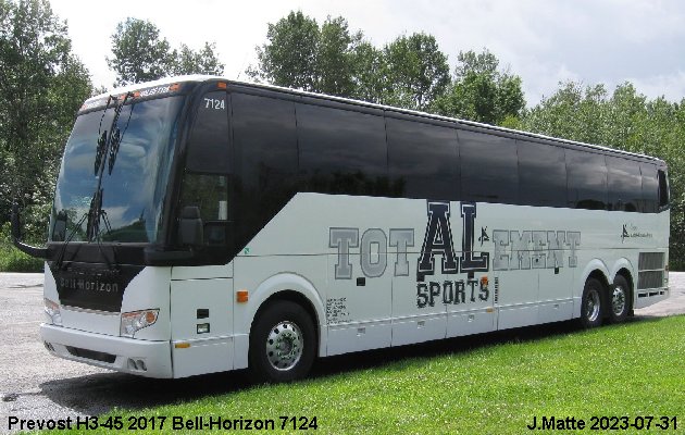 BUS/AUTOBUS: Prevost H3-45 2017 Bell-Horizon