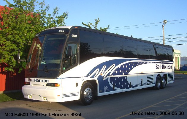 BUS/AUTOBUS: MCI E 4500 1999 Bell-Horizon