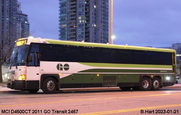 BUS/AUTOBUS: MCI D4500CT 2011 Go Transit