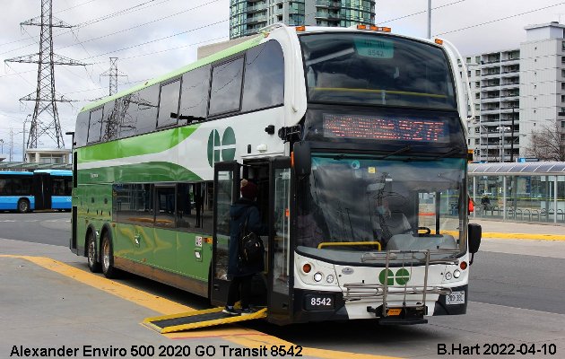 BUS/AUTOBUS: Alexander-Dennis Enviro 500 2020 Go Transit