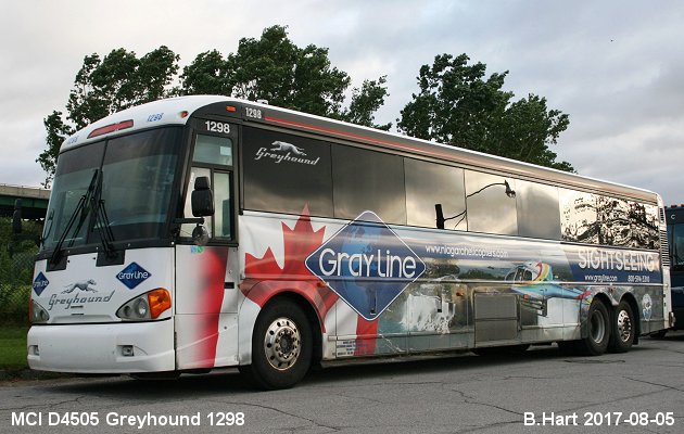 BUS/AUTOBUS: MCI D4505 2014 Greyhound Canada