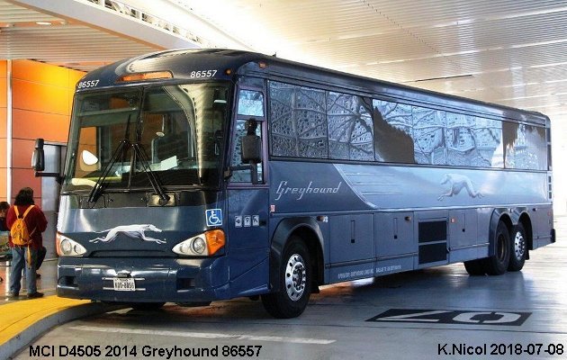 BUS/AUTOBUS: MCI D4505 2014 Greyhound