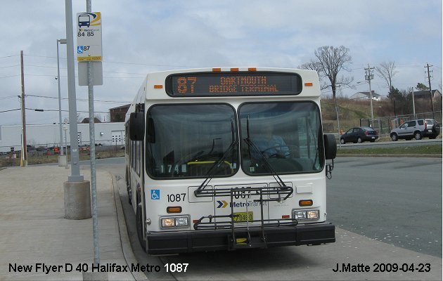 BUS/AUTOBUS: New Flyer D40 2005 Halifax Metro
