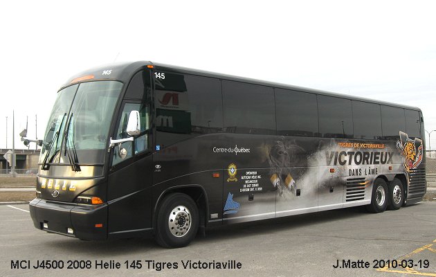 BUS/AUTOBUS: MCI J4500 2008 Helie