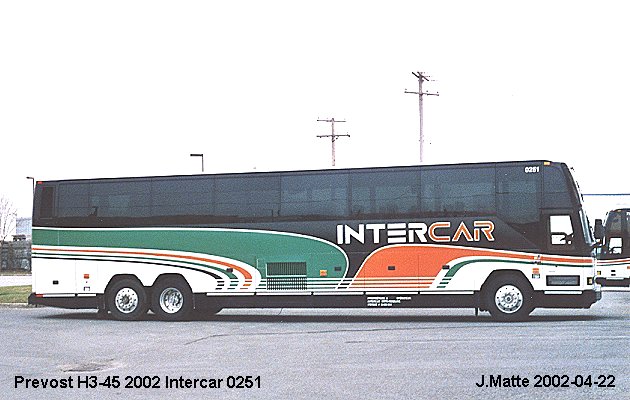 BUS/AUTOBUS: Prevost H3-45 2002 Intercar