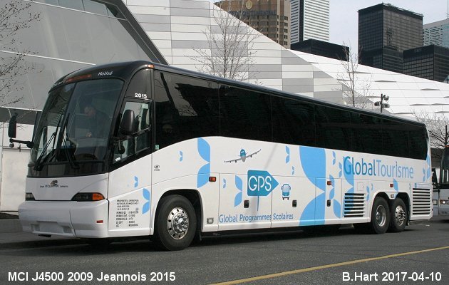 BUS/AUTOBUS: MCI J4500 2009 Jeannois