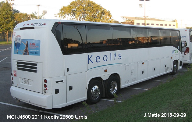 BUS/AUTOBUS: MCI J4500 2011 Keolis