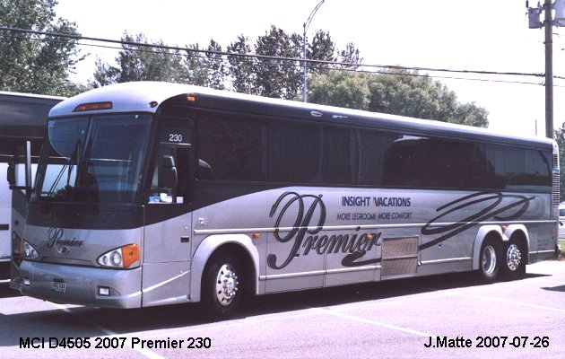 BUS/AUTOBUS: MCI D4505 2007 Premier