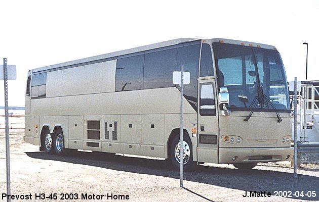 BUS/AUTOBUS: Prevost H3-45 2003 Prevost