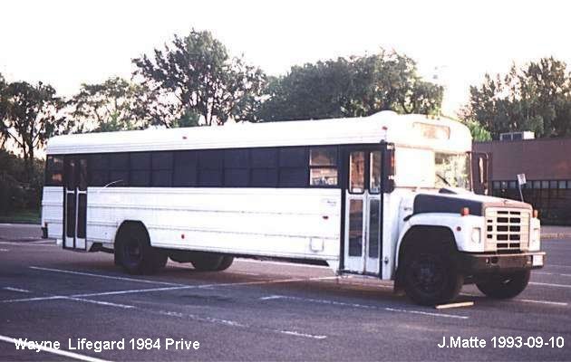 BUS/AUTOBUS: Wayne Lifeguard 1984 Prive