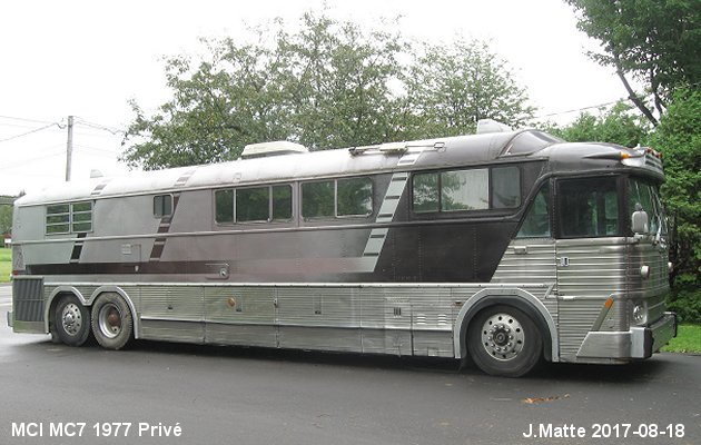 BUS/AUTOBUS: MCI MC 7 1970 Prive