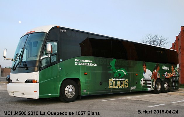 BUS/AUTOBUS: MCI J4500 2010 Quebecoise