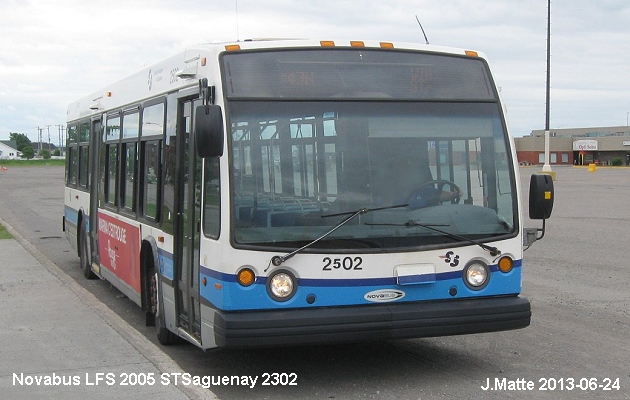 BUS/AUTOBUS: Novabus LFS 2005 STSaguenay