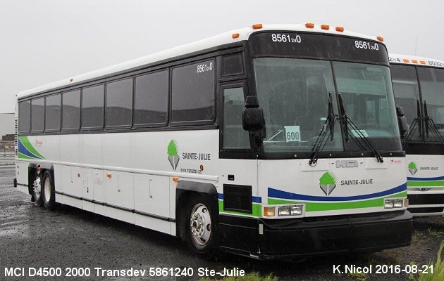 BUS/AUTOBUS: MCI D4500 2000 Transdev