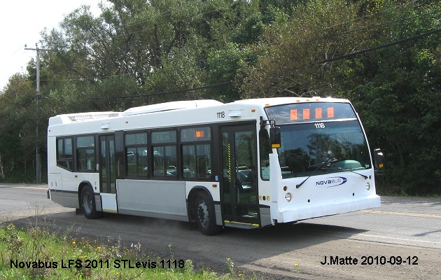 BUS/AUTOBUS: Novabus LFS 2011 STLevis