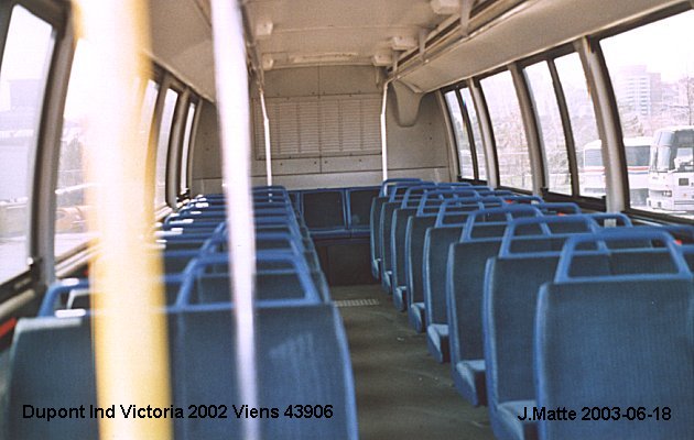 BUS/AUTOBUS: Dupont Industries Victoria 2002 Viens