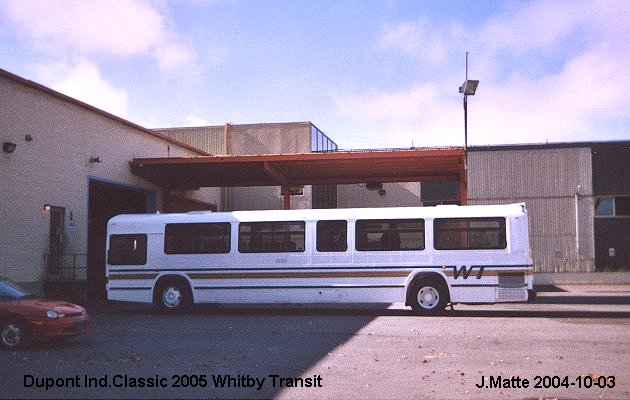 BUS/AUTOBUS: Dupont Industries Classic 2005 Whitby Transit